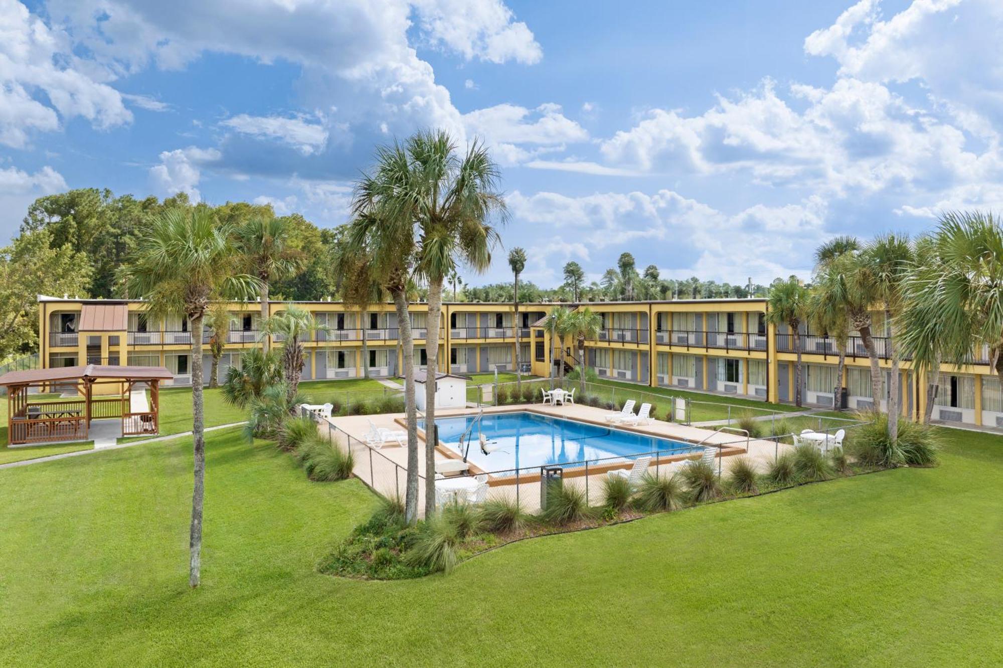 Days Inn By Wyndham Lake City I-75 Kültér fotó